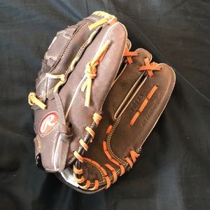 Rawlings Softball Glove